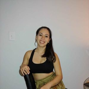 Meet your Posher, Alejandra